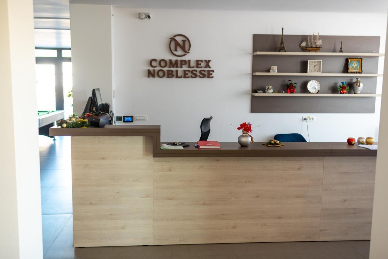 Complex Noblesse Hotel Vaslui Exterior photo